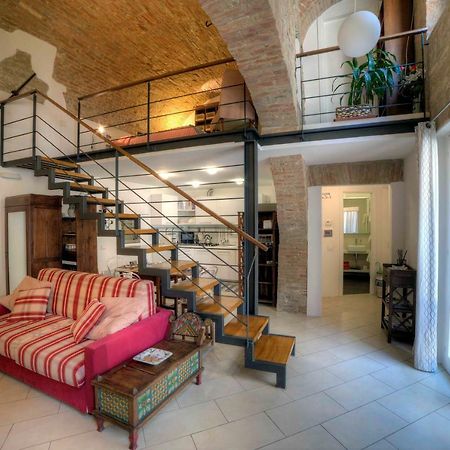 Stilnuovo Charming Apartment In Siena'S Historic Center, Very Close To Piazza Del Campo Buitenkant foto