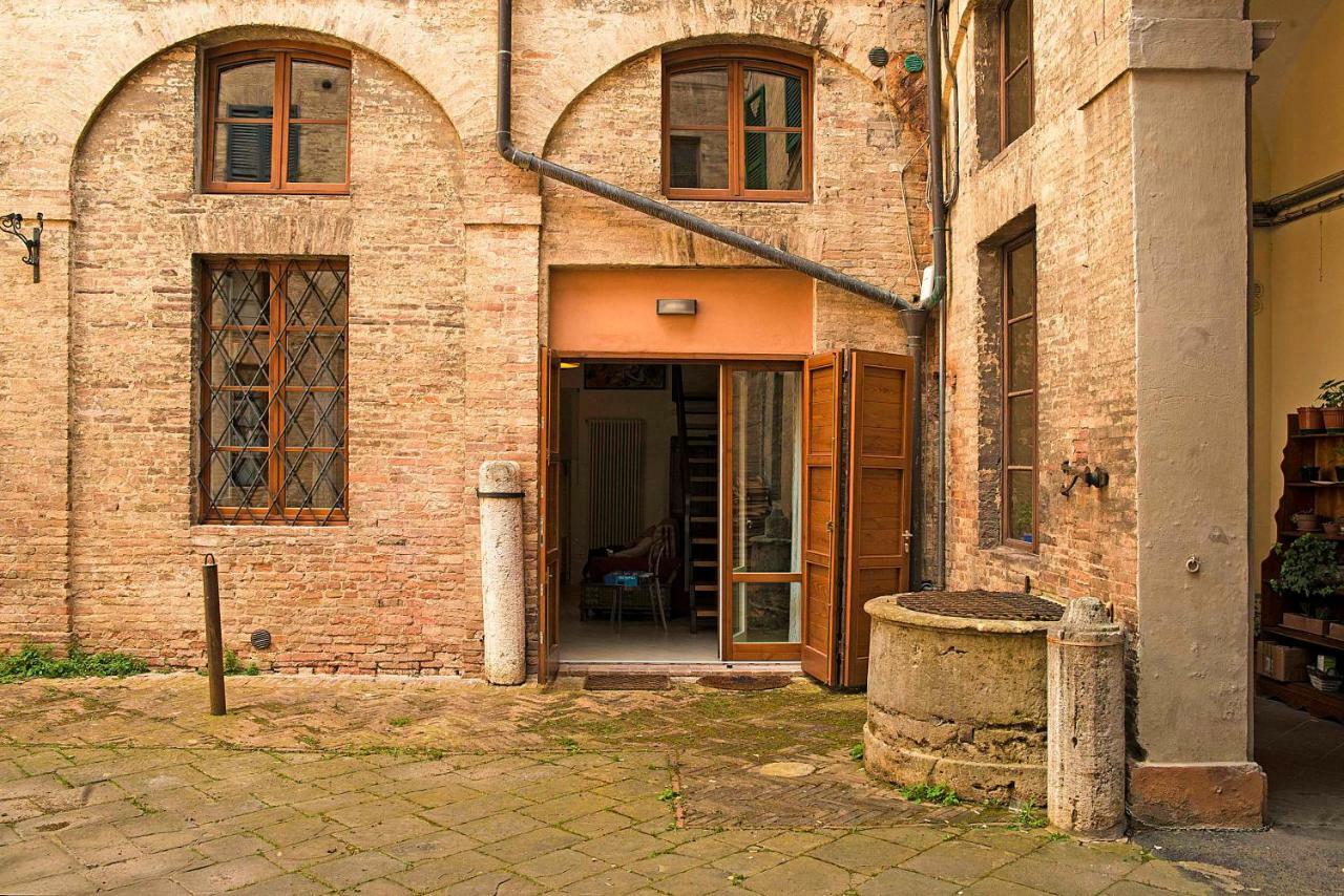 Stilnuovo Charming Apartment In Siena'S Historic Center, Very Close To Piazza Del Campo Buitenkant foto